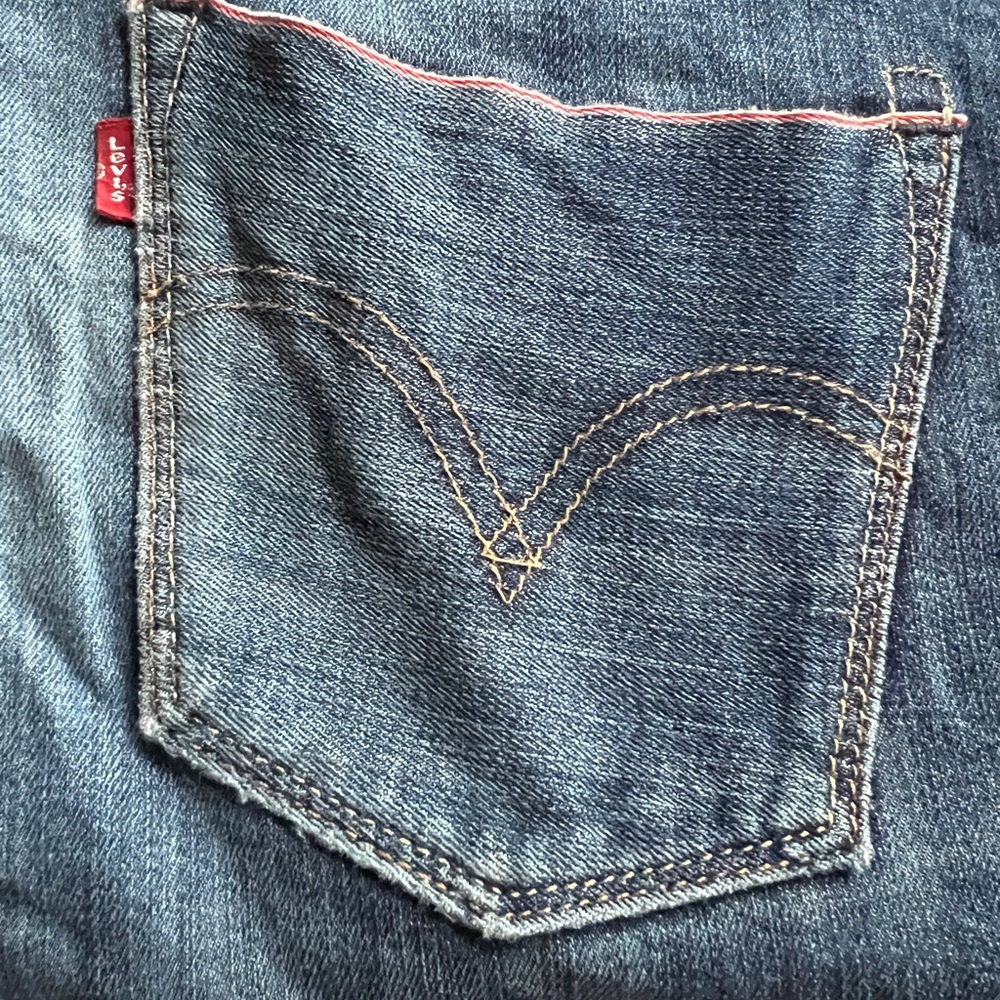 Levi's Women's Blue Denim Pocket Detail Jeans